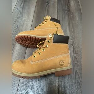 Timberland boots for boys size 5